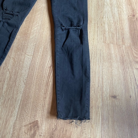 Madewell 9” High Rise Black Skinny Jeans - Picture 4 of 8